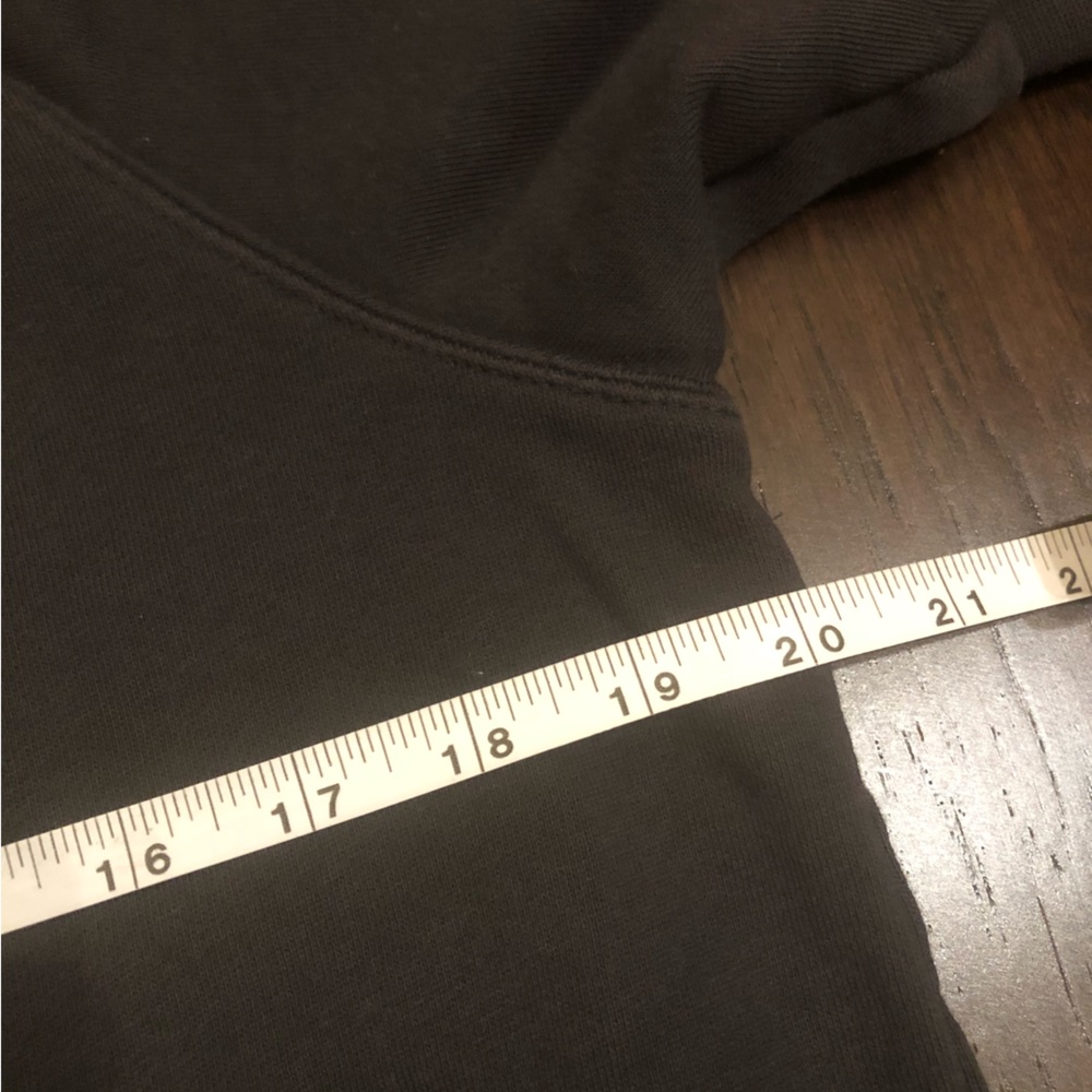 Essentials Fear of God Short Sleeve Sweatshirt - Picture 14 of 16